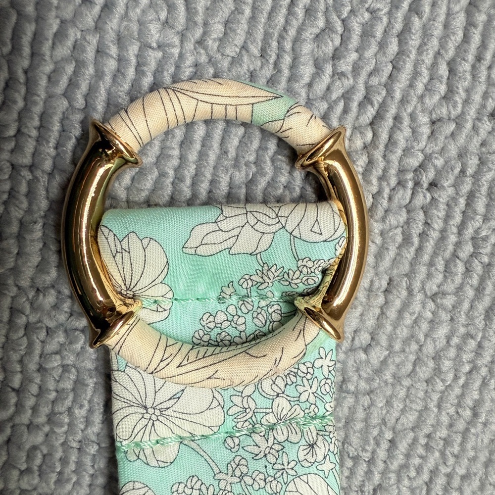 Vintage beautiful Floral Patterned Belt with Gold Buckle